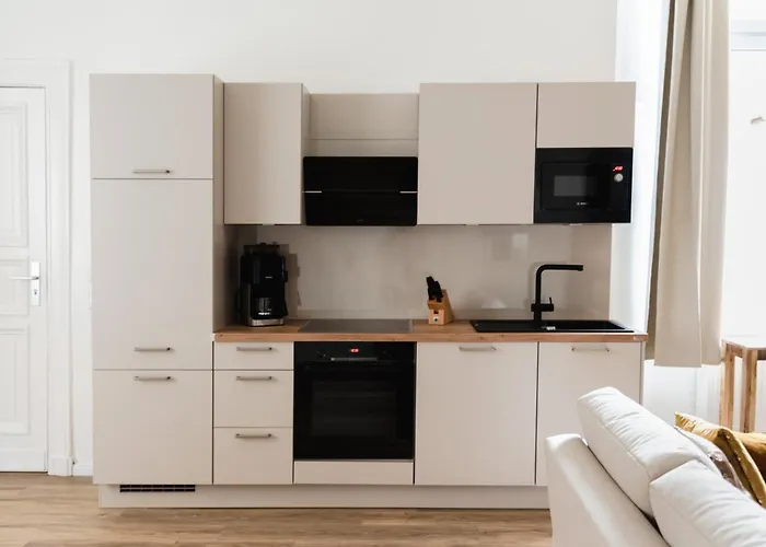 Exklusive Luxus-Unterkunft In Berlin Mitte: 2 Apartments, 130M², Designer-Moebel, Co2 Neutrale Reinigung